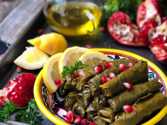 اوراق عنب بالزيت
