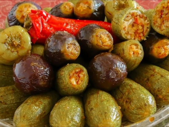 باذنجان وكوسا محشي